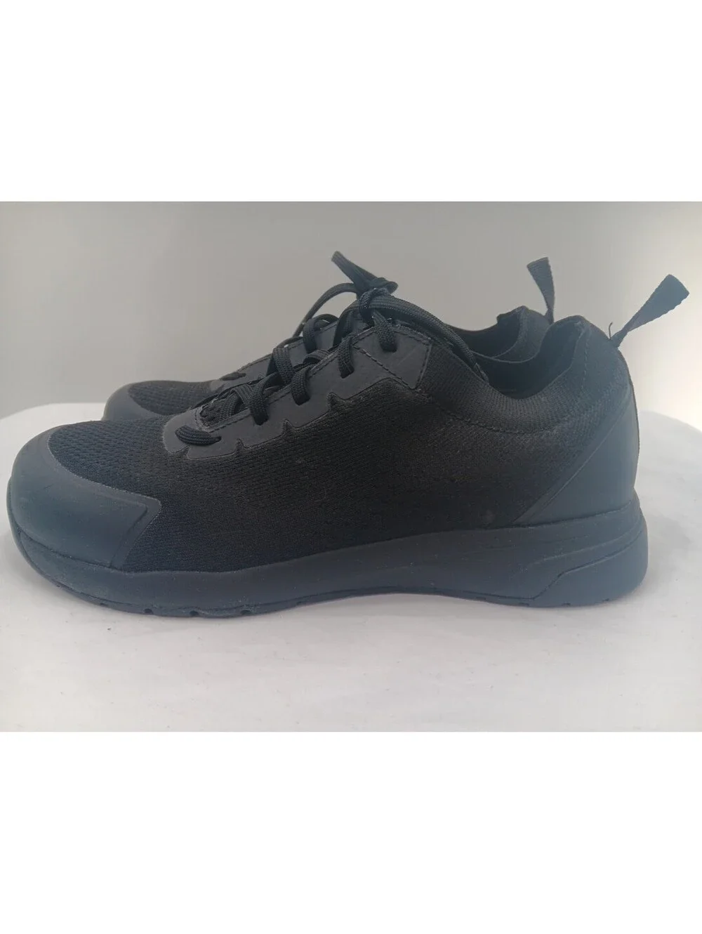 Carhartt Force Shoes Mens 8.5 Black Low Top Work 3 Inch Composite Toe Safety